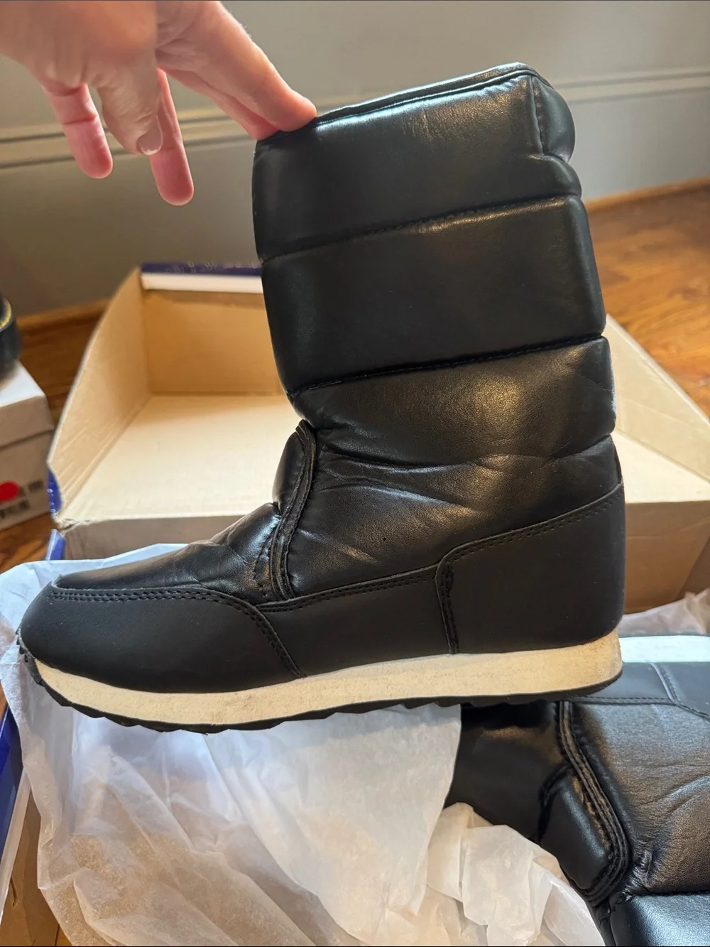 Napoleon Dynamite  Deluxe Moon Boots In Box